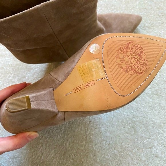 Vince Camuto boots - New without tags - Picture 4 of 4